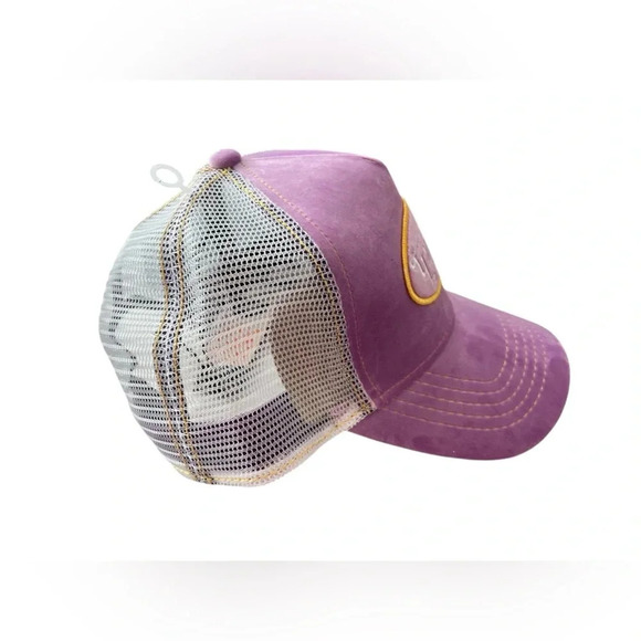 NWT Von Dutch Upside Down Logo Velvet Purple Trucker - Picture 3 of 6